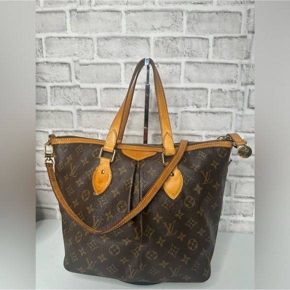 Louis Vuitton Handbags - Louis Vuitton Monogram Canvas Palermo PM zip-top closure, detachable strap.